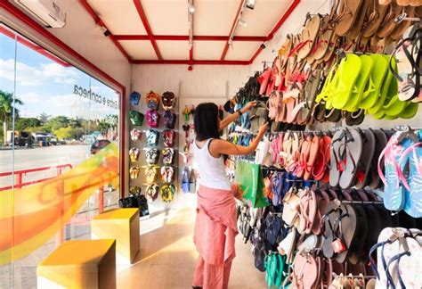 Havaianas Inaugura Primeira Loja Aut Noma No Brasil Money Report