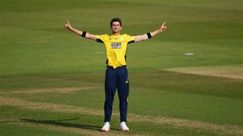 Video Pakistani Pacer Shaheen Shah Afridi 4 For 4 In The T20 Blast