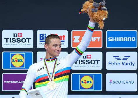 Giro Delle Fiandre 2024 Van Der Poel Parte Per Scrivere La Storia