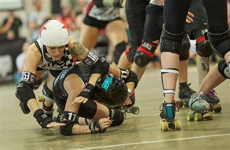 Roller Derby On Film Apex Jumps And Big Hits