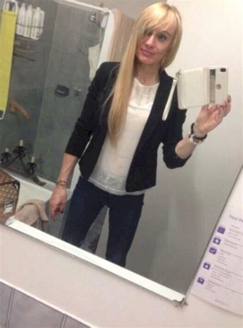 Femail Reveals The Hilarious Selfie Fails Sweeping The Web Daily Mail Online