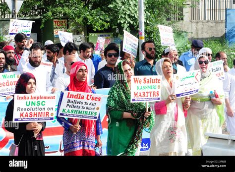 Islamabad Pakistan 06th May 2017 A Pakistani Supporter Of All