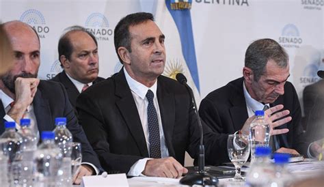 El oficialismo no logró el dictamen de la Ley Bases en el Senado y el