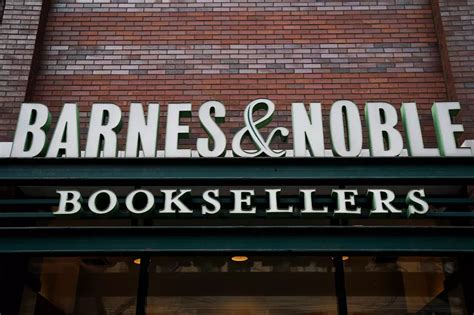 Barnes And Noble Sets Opening Date For South Portland Maine Store