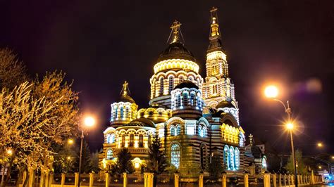 Russia Kharkiv Cathedral Evening Lights City 43829 2560x1440 : Wallpapers13.com