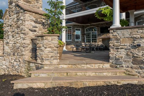 Old World Flagstone Artisan Treads