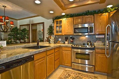 Kitchen Ideas With Oak Cabinets