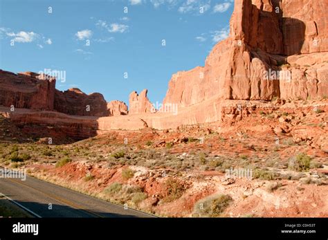 The Organ Courthouse Towers Tower Of Babel Rock Formations Pinnacles