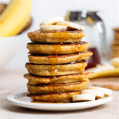 3 Ingredient Banana Oat Pancakes The Healthful Ideas