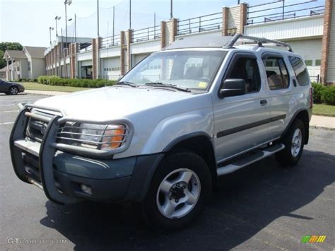 Silver Ice Metallic Nissan Xterra Se V X Photo