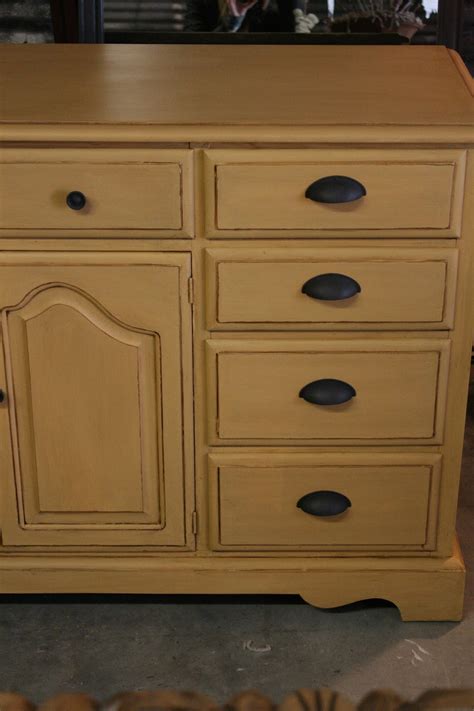 Reloved Rubbish Arles Chalk Paint Buffet