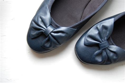 Vintage Navy Leather Sam And Libby Bow Ballet Flats