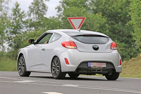 Spied: Next Generation Hyundai Veloster | VW Vortex - Volkswagen Forum