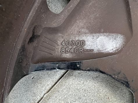 Janta Aliaj Dacia Duster 2 2020 R17 cod: 403008540R sh de vanzare cu ...
