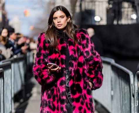What Is The Expensive Brunette Hair Color Trend POPSUGAR Beauty