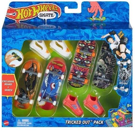 MINI MONOPATINES HOT WHEELS PACK INCLUYE ZAPATILLAS PEPA