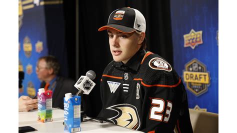 Ducks Draft Leo Carlsson Second Overall | Anaheim Ducks