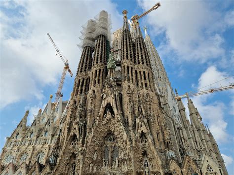 Jigsaw Puzzle Sagrada Familia Pieces Jigidi