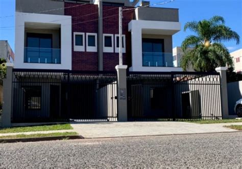 Casas direto o proprietário 3 quartos à venda na Avenida Água