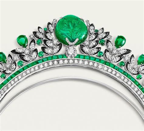 Bulgari Designs Vibrant Tiara In Honor Of Queen Elizabeth’s Platinum ...