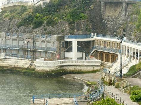 Tinside Lido The Hoe Plymouth From Alan Murray Rust Cc By Sa