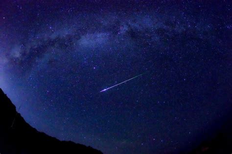 流星の季節が到来！はじまりは、23日に極大となる「4月こと座流星群」 季節・暮らしの話題 2023年04月21日 日本気象協会 Tenki Jp