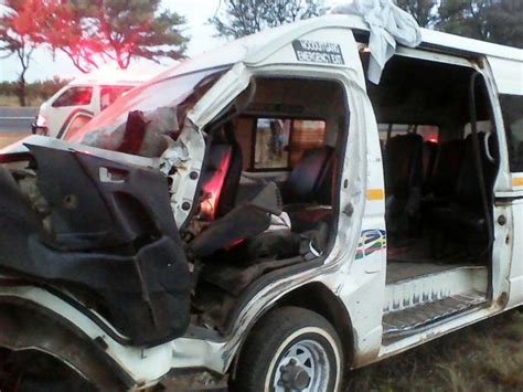 Taxi Crashes Into Tree Leaving 14 Injured Letsitele