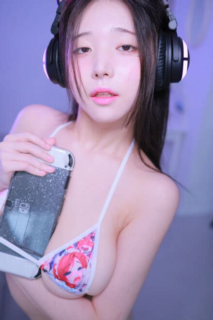 YeonWoo YeonWoo 연우 Otaku Girl YeonWoo Otaku Girl Porn Pic