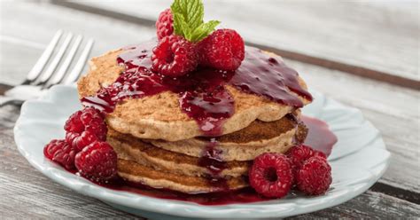 Desayuno con avena y plátano prepara estos esponjosos hot cakes