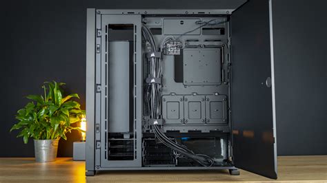 Corsair 7000D Airflow Review: New High-End Workstation King? | Tom's ...