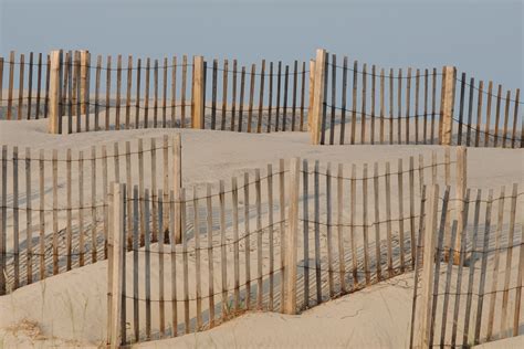 Dune Fencing Carolina Shores Outer Banks Nc Beach Getaways