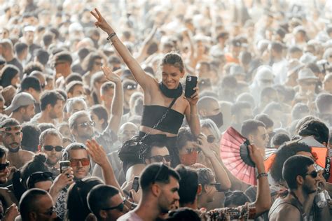 12 photos from Decibel Open Air 2022, a colourful celebration of dance ...