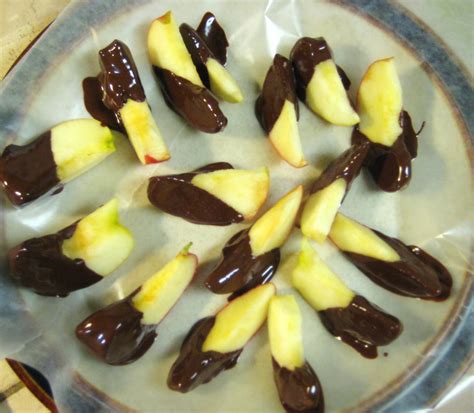 Busy Handsbusy Minds Chocolate Dipped Apple Slices