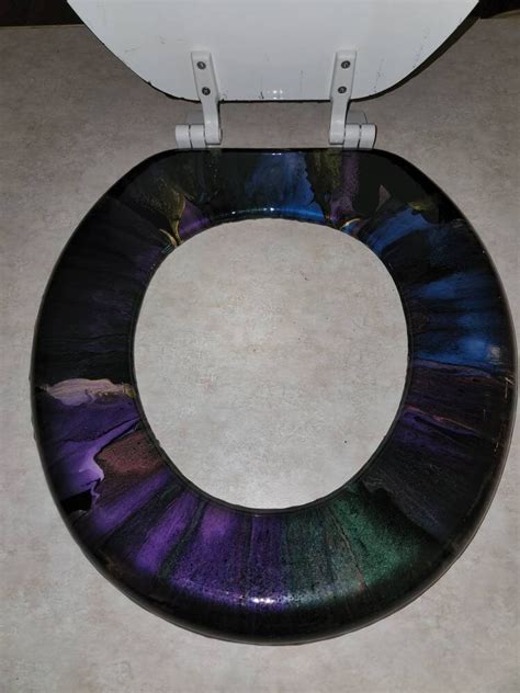 Pearl Colored Iridescent Round Toilet Seat Br