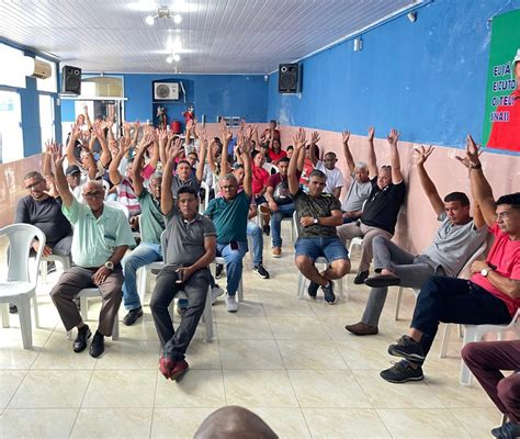 Rodoviários aprovam estado de greve em 72 horas e São Luís amanhece