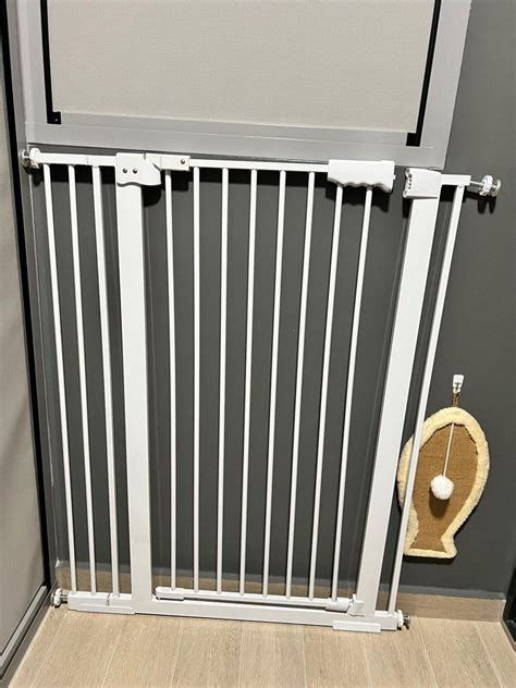 Safety gate, Babies & Kids, Baby Nursery & Kids Furniture, Safety Gates ...