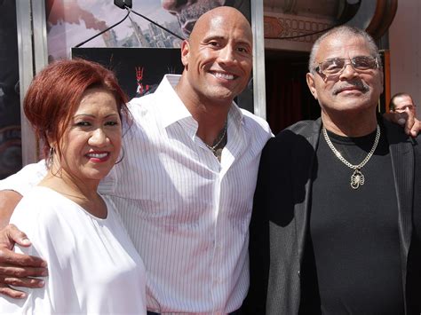 Dwayne Johnson Dad And Grandfather