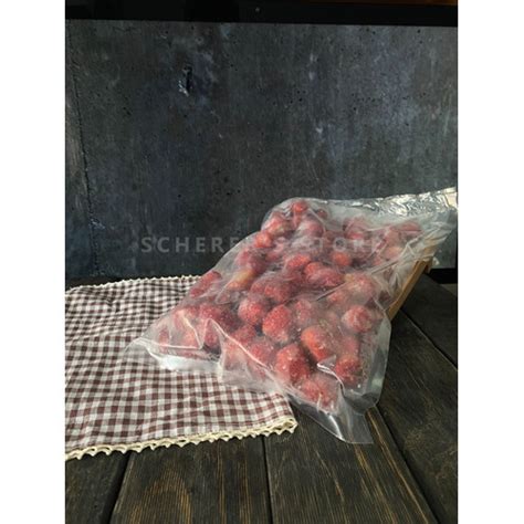 Jual IQF Frozen Strawberries Buah Beku Strawberry 1 Kg Kota