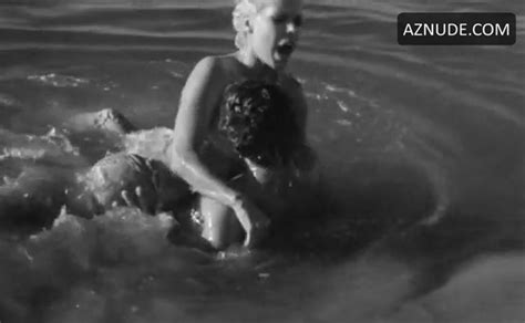 NELIDA LOBATO Nude AZNude