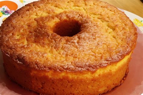 Deliciosa Receita de Bolo Simples e Fofinho para Acompanhar seu Café