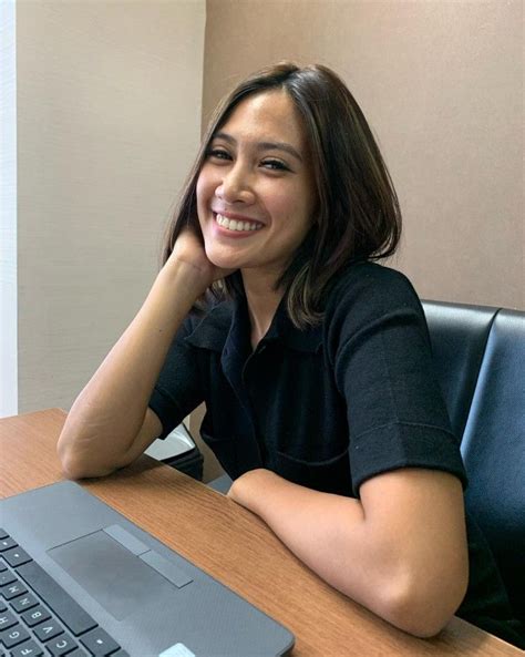 Senyum Ratu Nabila