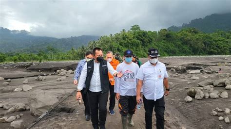 Hunian Sementara Korban Erupsi Gunung Semeru Dibangun Tahap Pertama