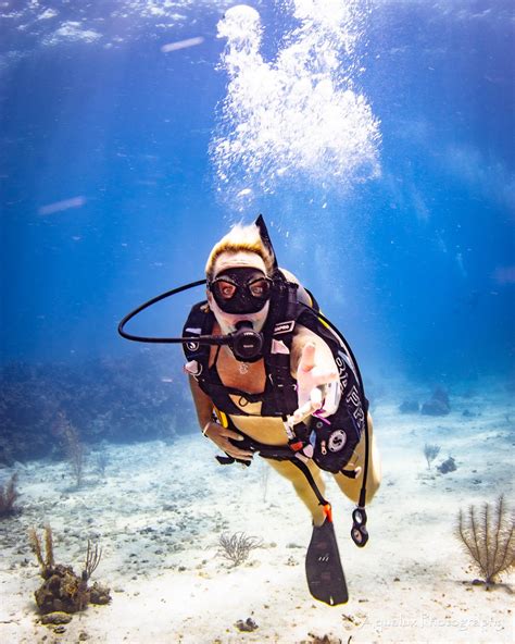 Kelli Curtis Underwater R Underwaterphotography