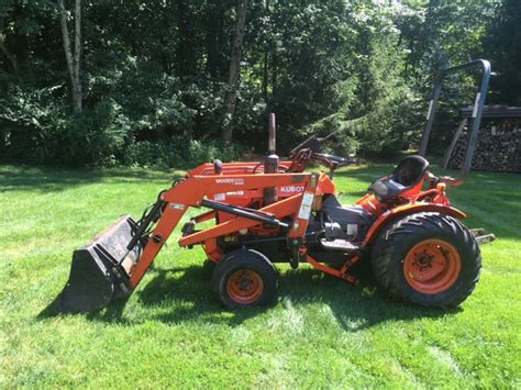 Kubota B7100 Hst Front End Loader