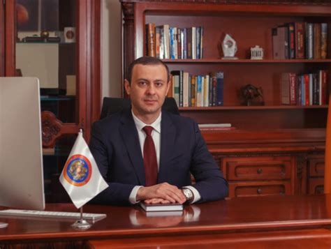 Григорян собрался в Европу — Haqqin