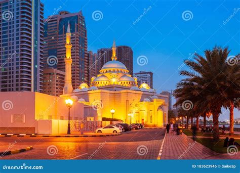 Al Noor Mosque In Sharjah Stock Photo Image Of Arabic