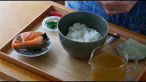 【大家一起來做菜】經典還原居酒屋鮭魚茶泡飯在家吃更豪華：日式玄米茶與台灣鐵觀音的好滋味 Youtube