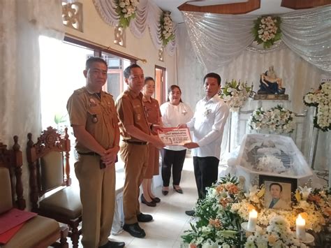 Walikota Tomohon Caroll Joram Azarias Senduk SH Didampingi Ketua TP PKK