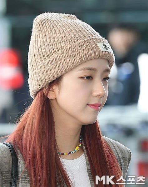 Jisoo Airport Photos At Incheon To Los Angeles On April 11 2019 In 2021 Airport Photos