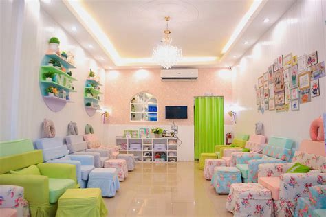 Franchise Nails Glow Phils Inc